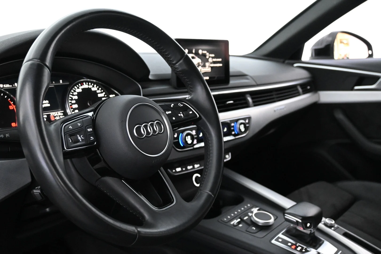 Car Image - 1roW7FPkGIyhWG6FoIYCLy