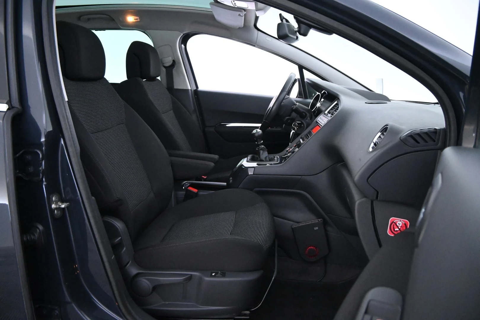 Car Image - 1C0zkr0rqvi7qltffJ8Pui