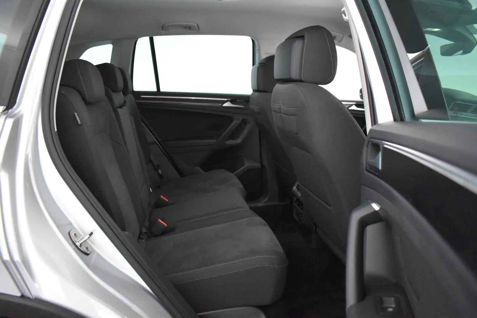 Car Image - 63ZOf69UNZl2ds5WPPQYP2