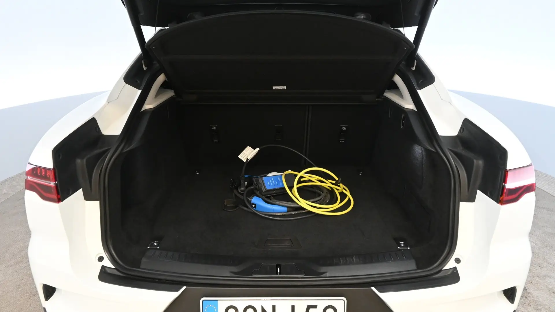 Car Image - 7kFv6uNEiG5Xsn1aDgjpSa