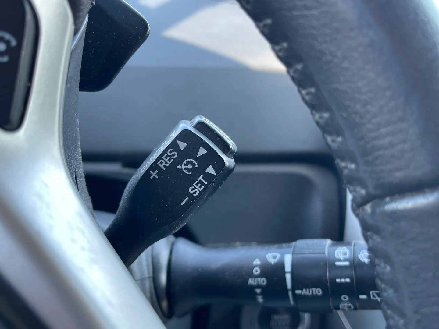 Car Image - 5uR3LrhhRzC05Dh30cB98J