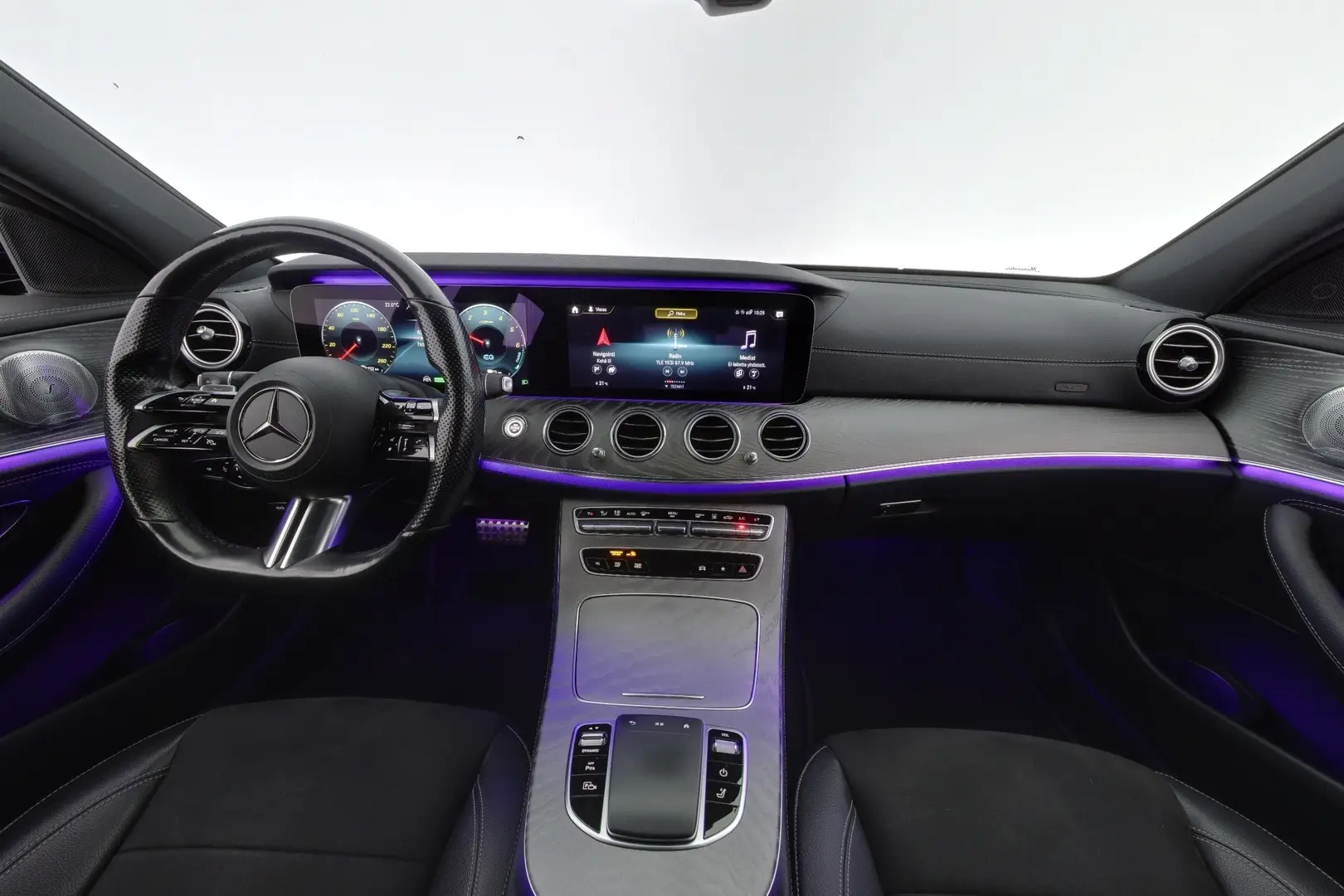 Car Image - 5H331shrfcWo0ze9Ng9SiW