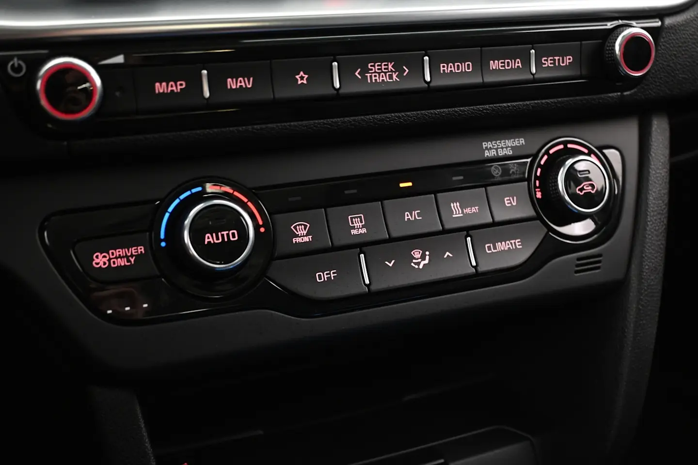 Car Image - 3sGfhJGzIsgqTFrEkBds9C