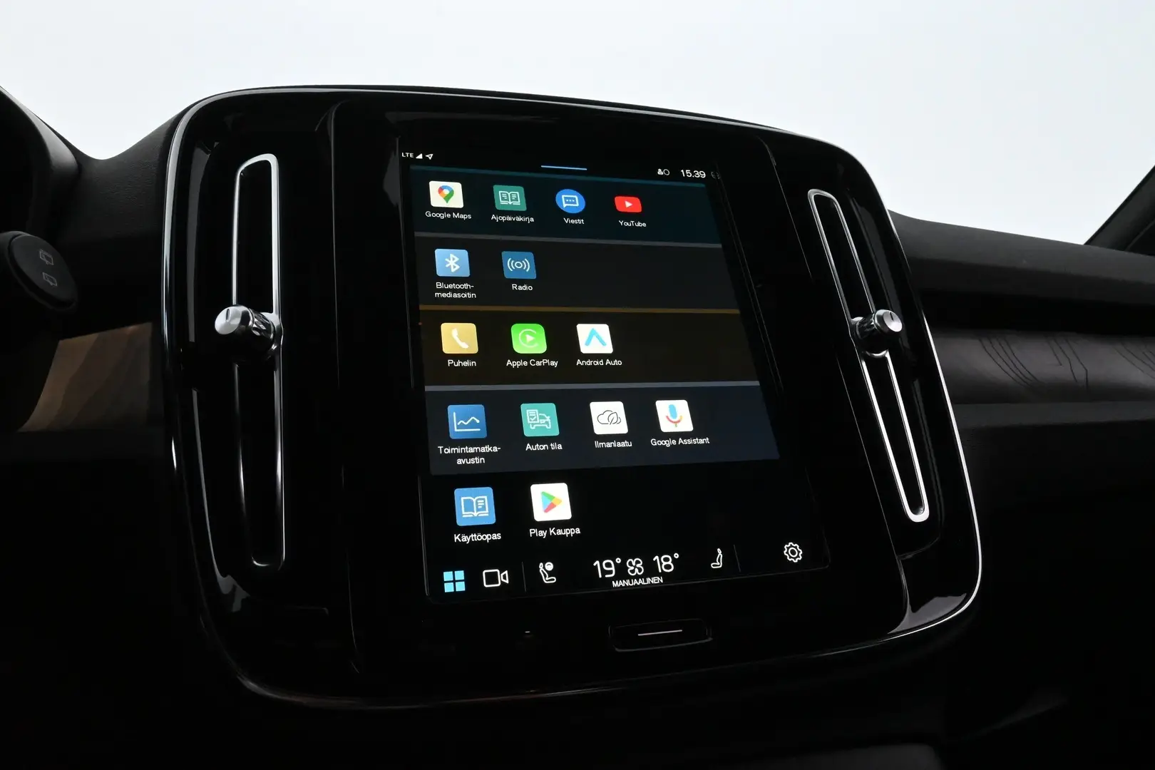 Car Image - 21mVevpF2ycLdU1Axkq1Yf