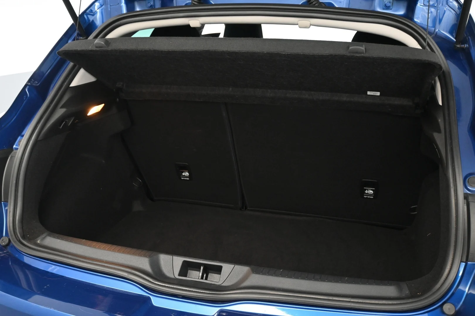 Car Image - 4gEe0PoxPzkaSqK9IxJcUV