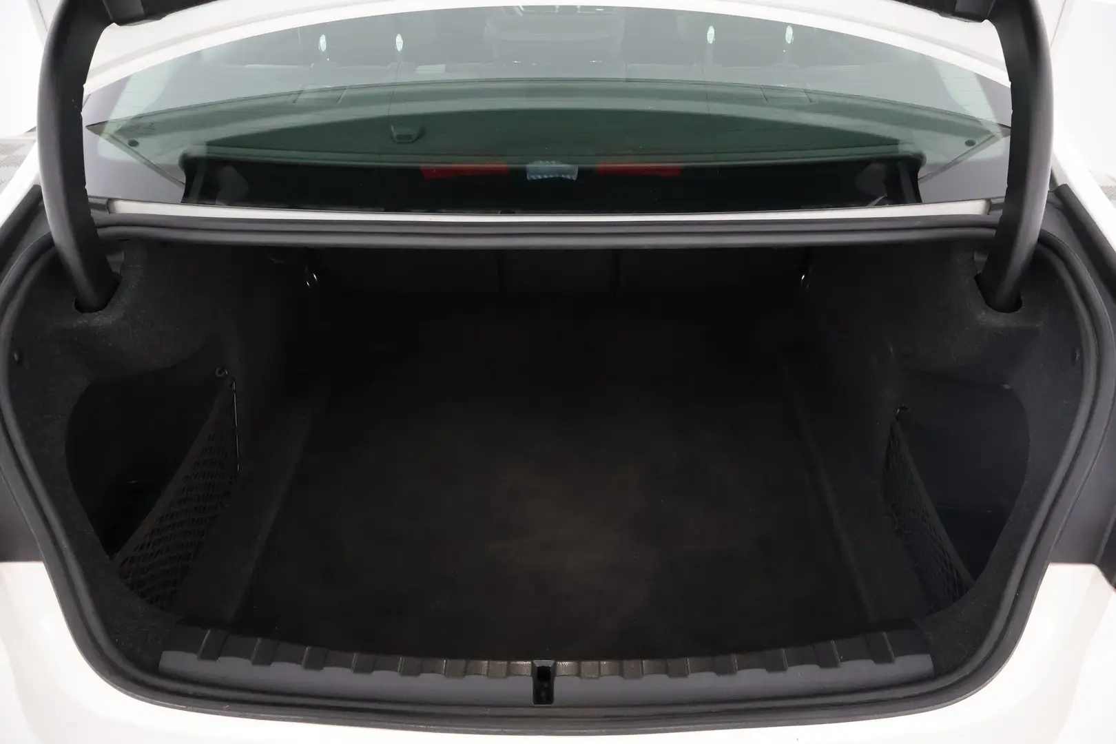 Car Image - 20qDg0q5vj9DBIGDnSlyBb