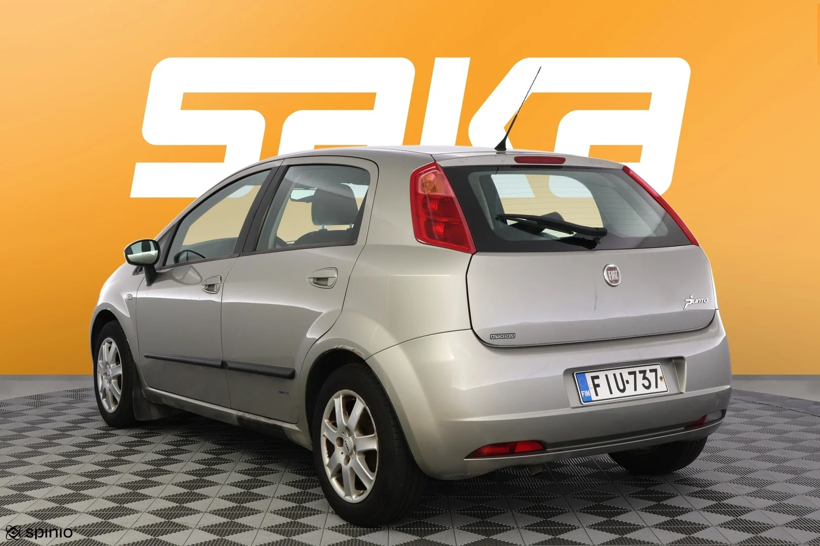Car Image - 4Xg7SveL33jnlGKe0foV1s