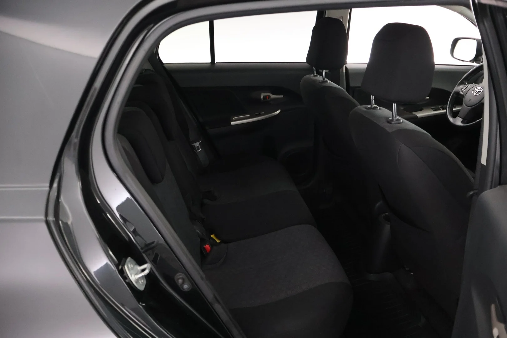Car Image - 1PI52bHJ8EJa7rgqWoxKbf