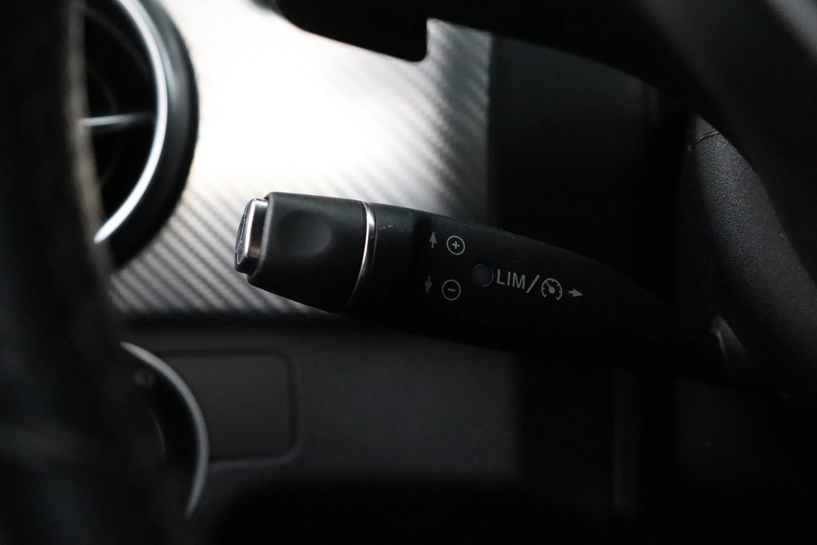 Car Image - 1Cgl6Ocj0Z2VivrJVK2GC8