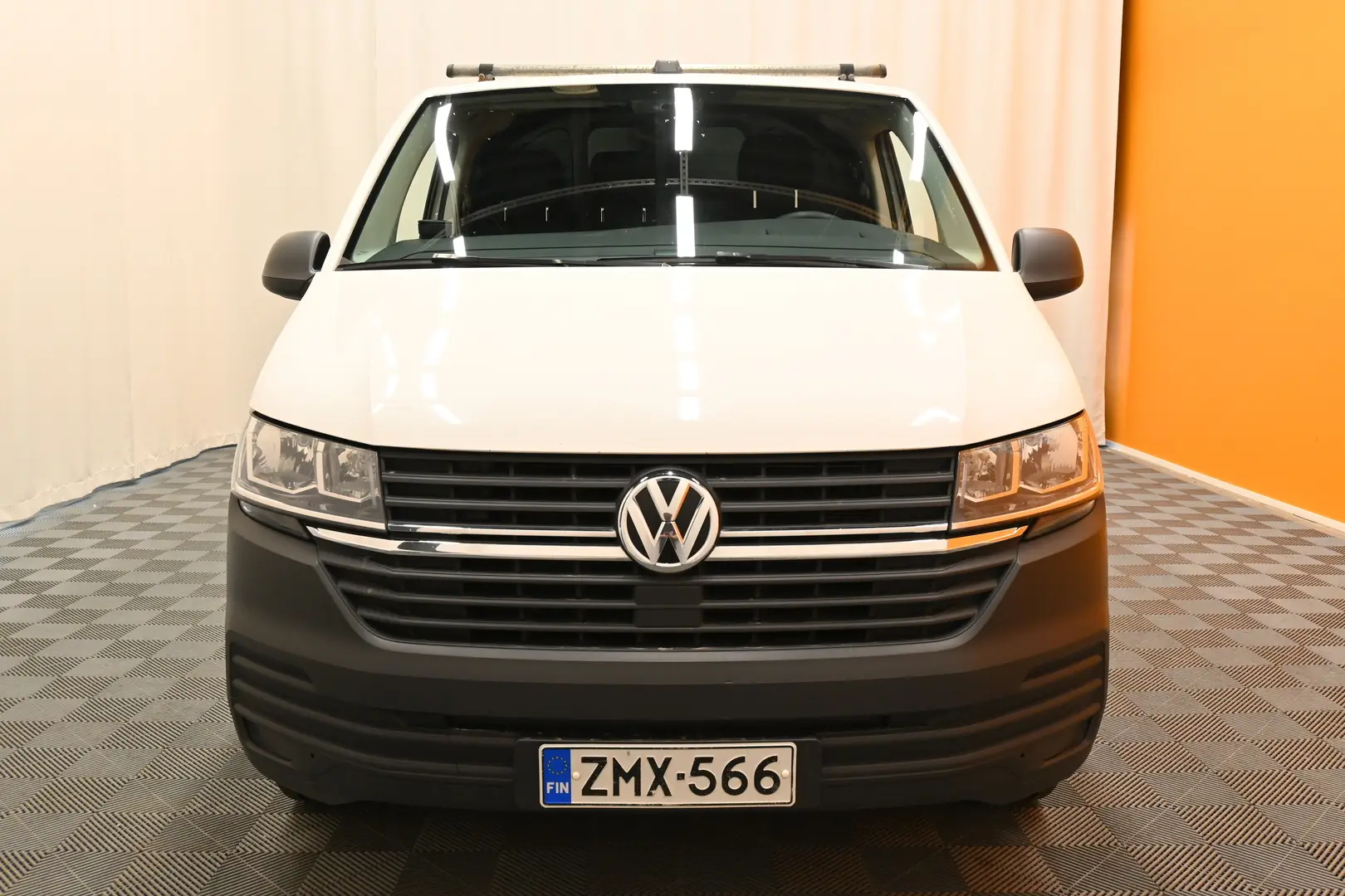 Car Image - 5CSUaYqk2ekdVpVtavY8Z2