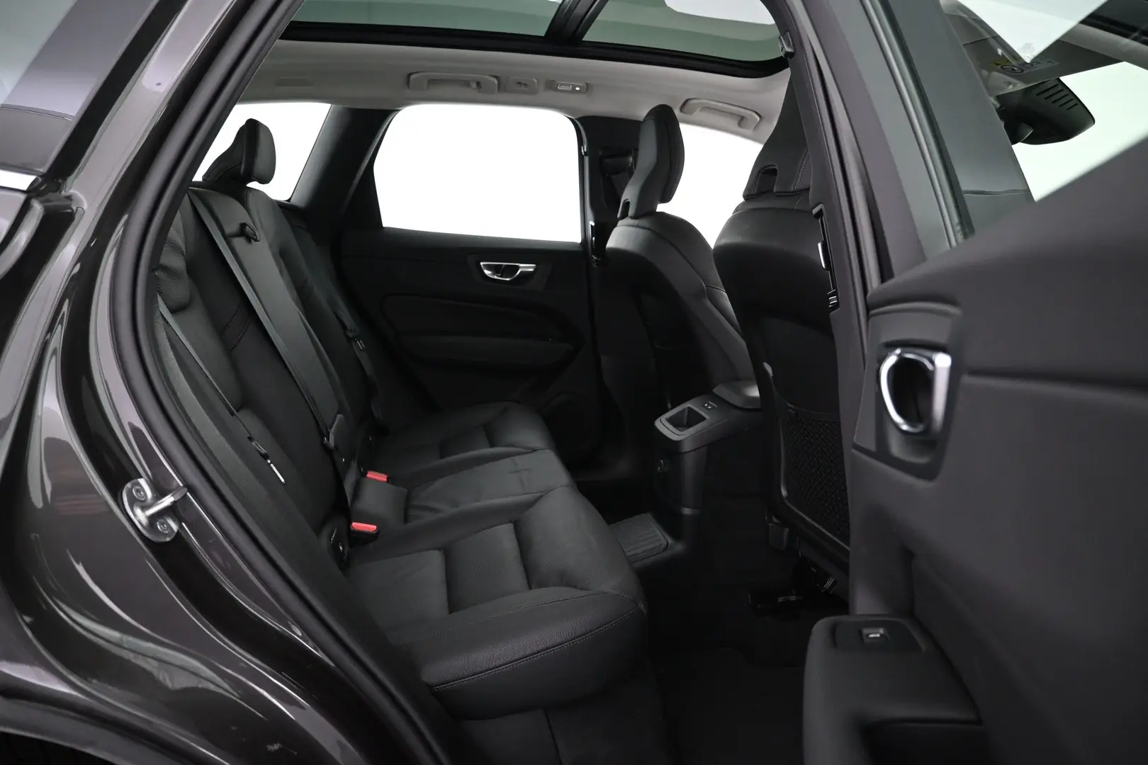 Car Image - 2KgnqURdTeaZO94VLcQbz0