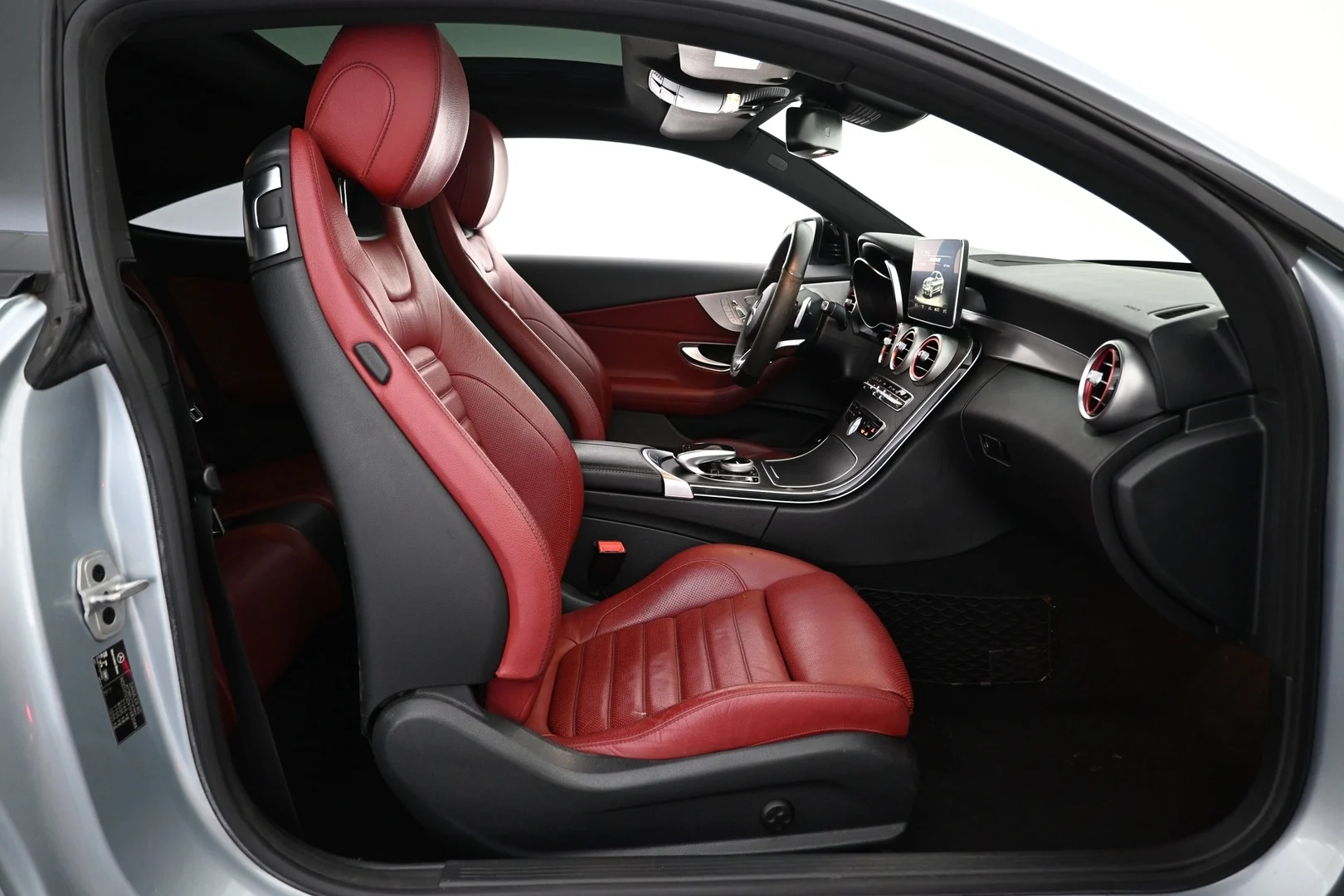 Car Image - 6LpZeapWPZSXdQMzJjzLgB