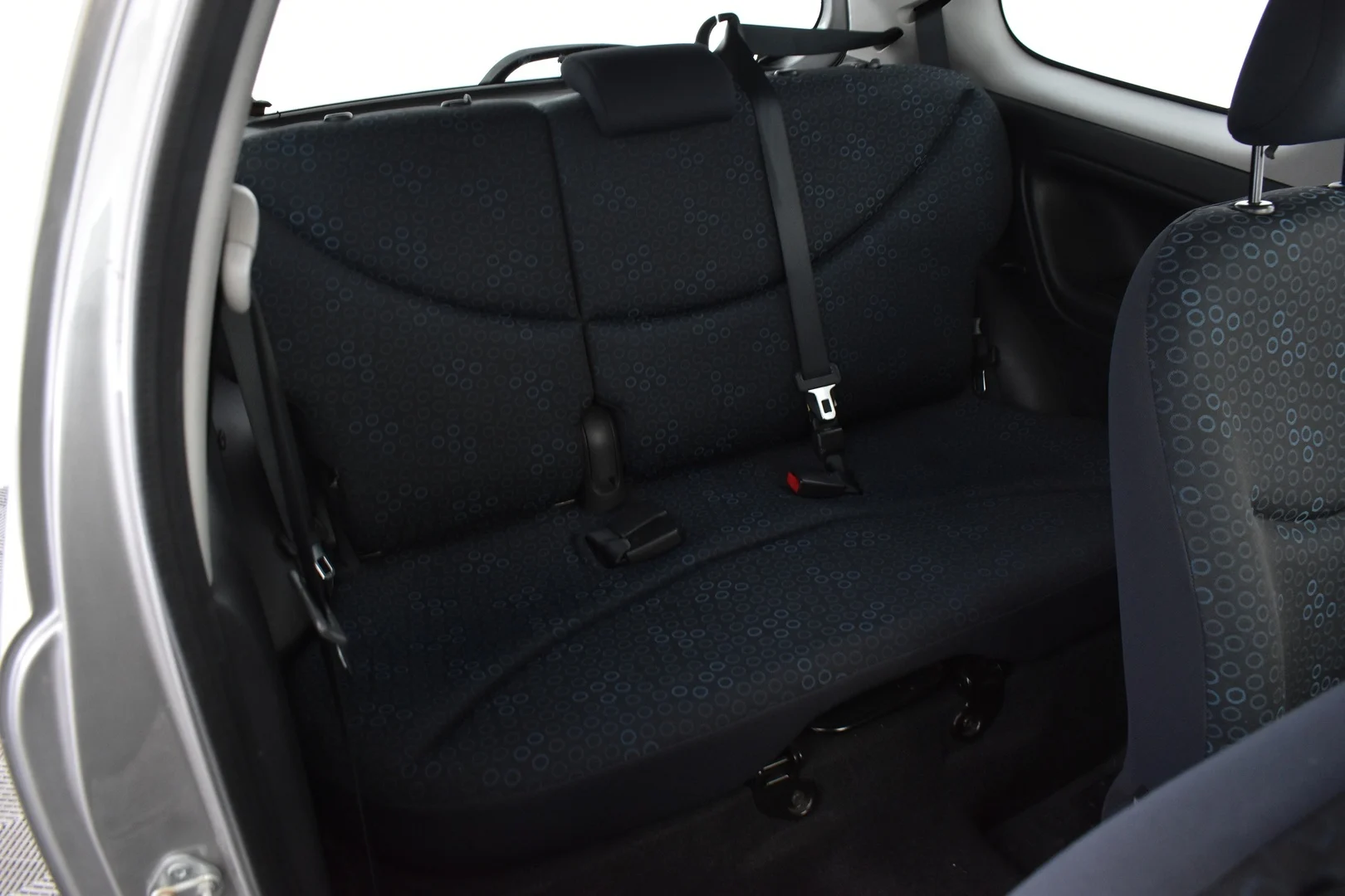 Car Image - 10iirDAs5JB9B8ZWdTZV7s