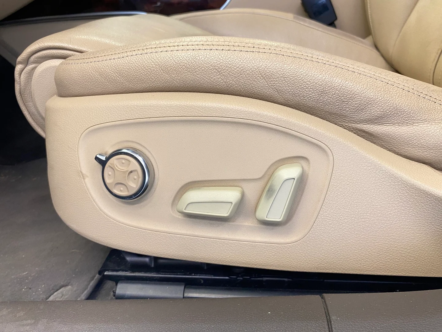 Car Image - 7Gj14O4VX36msYuf3JEw6K
