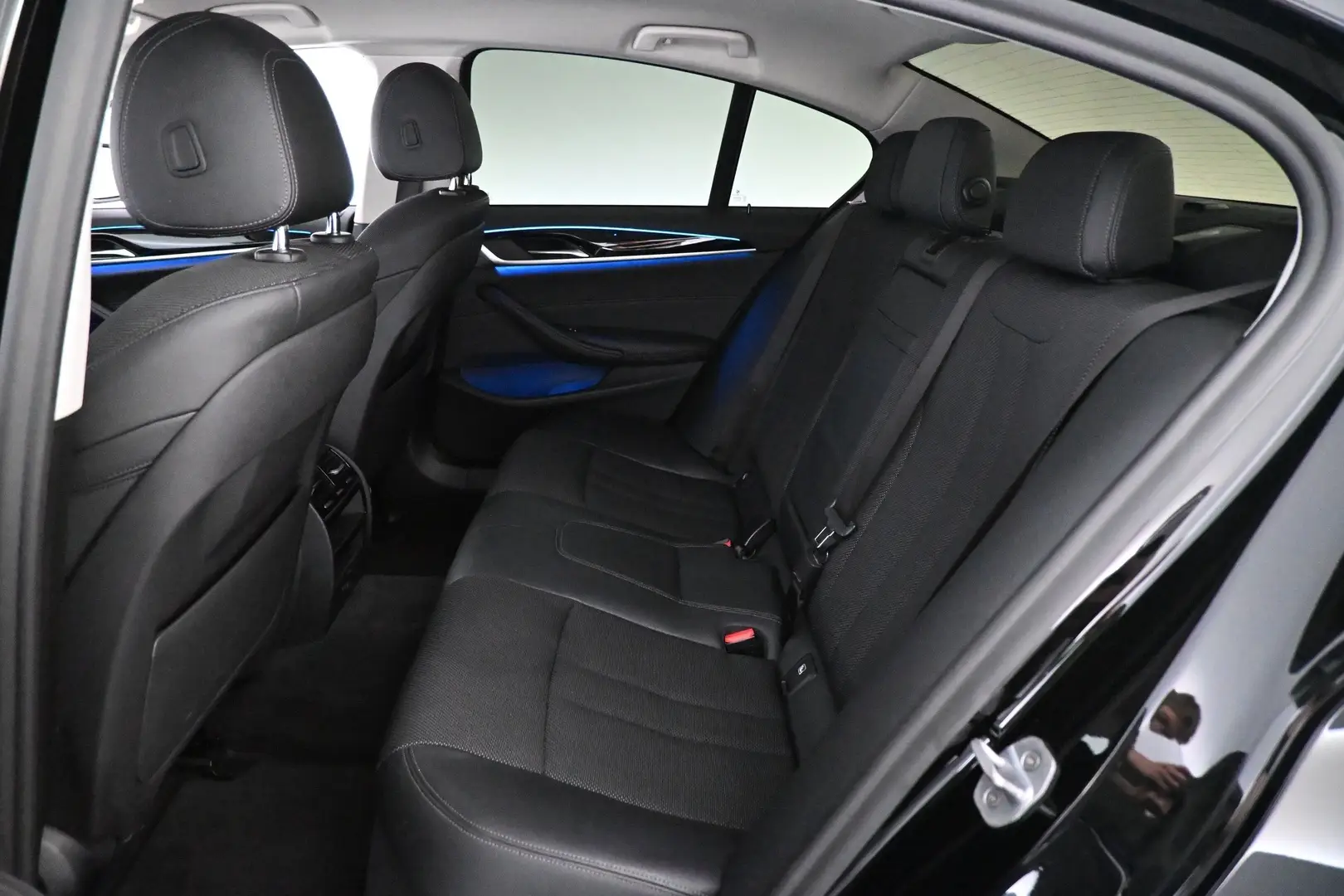 Car Image - 2jdAOwslVd7f4Yy0W3wvpM