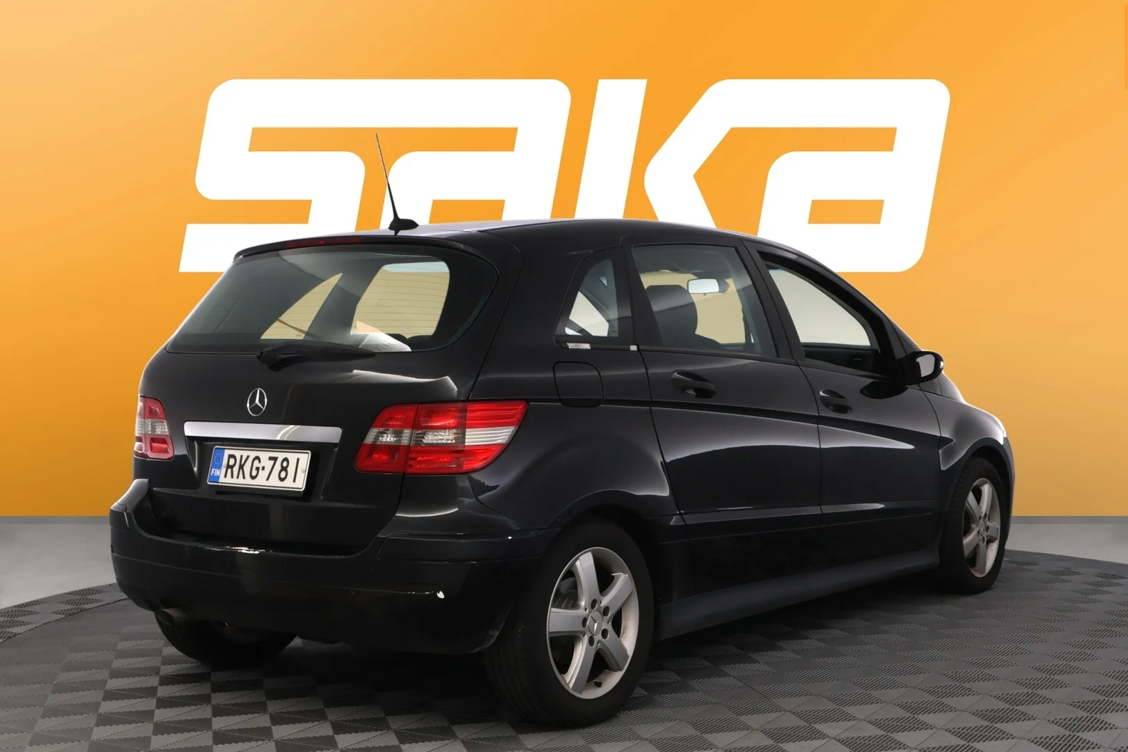 Car Image - 4RtncZOc1TPkBM4gDeyrJ9