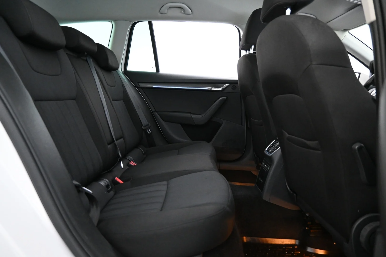 Car Image - 1PPpNrUcgCgMzAPBAW1jR3