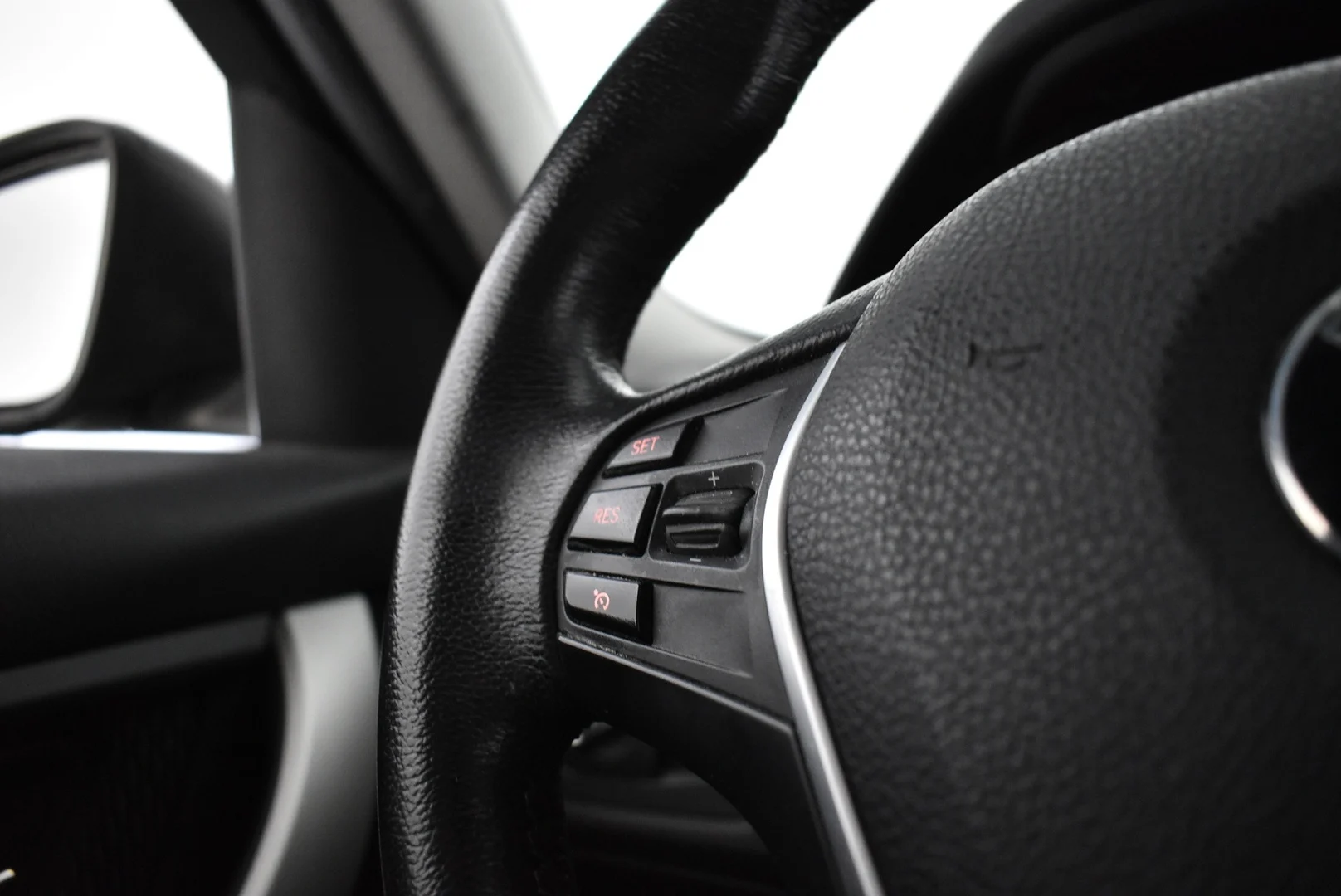 Car Image - 5Zqh14LZB2jTO84X7lRbx7