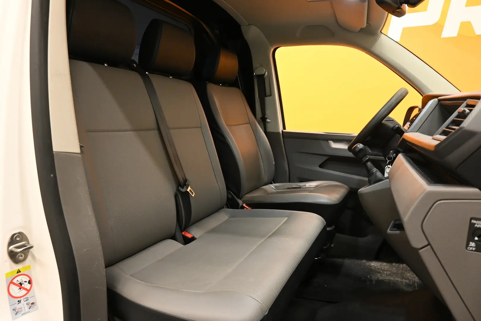 Car Image - 3K0aMaEHwAy1EC8JguP5FR