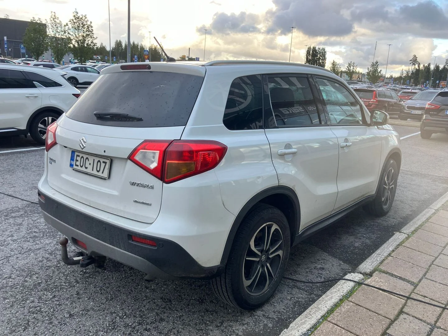 Car Image - KlxWnT055V7R4ODFKjlPH