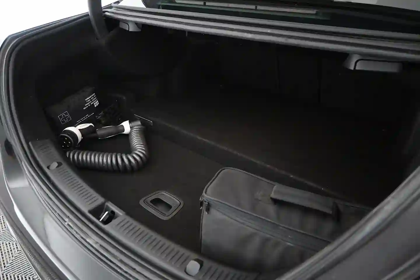 Car Image - 6PXKZis6RLVXOgttrQjxPw