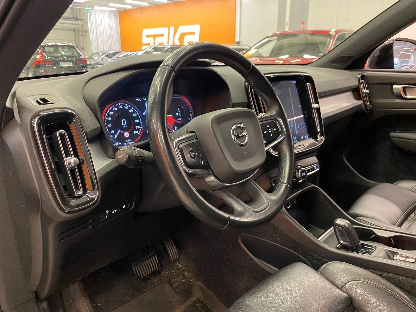 Car Image - 7vbK1mgiU6LkDmFKbMHxrU