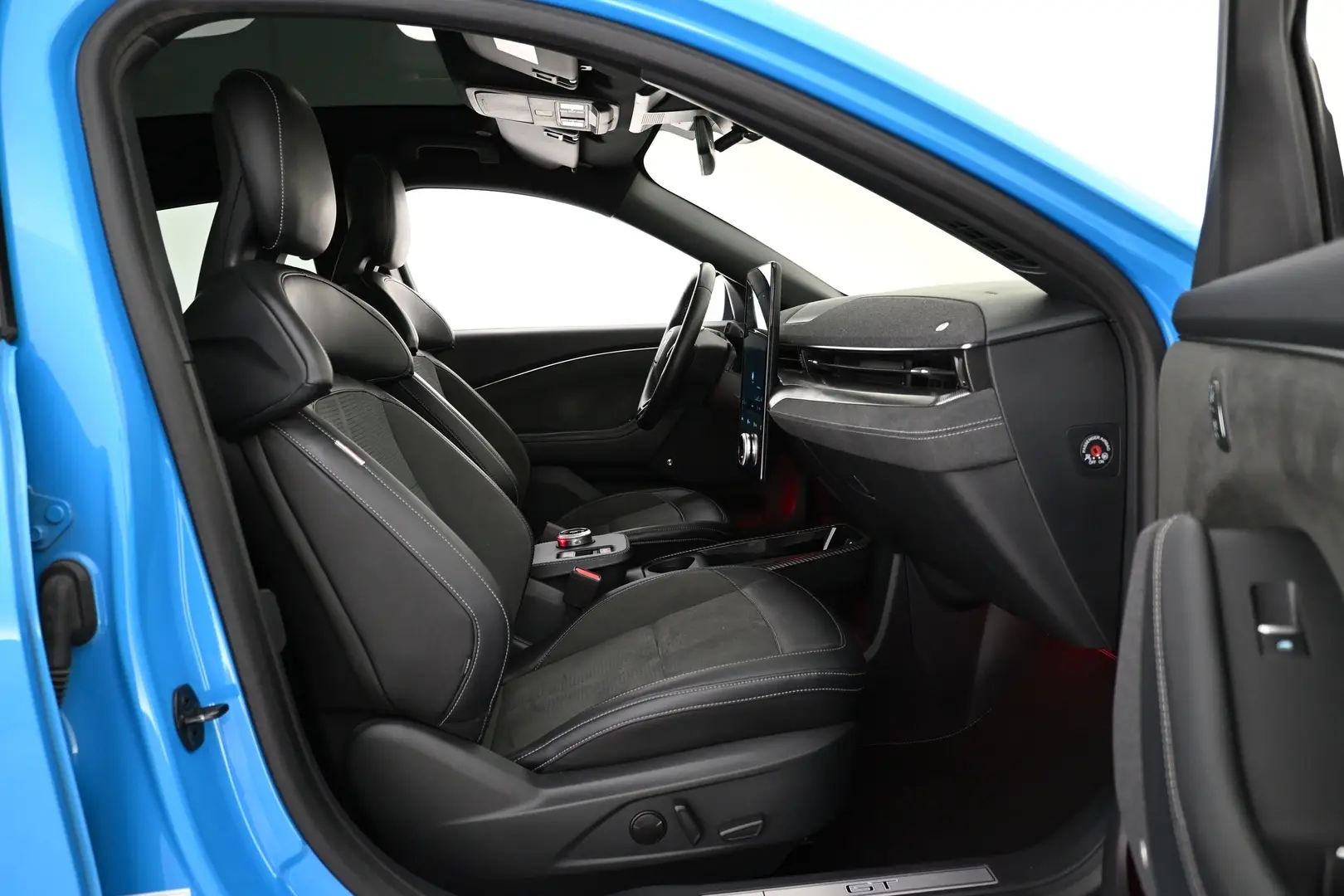 Car Image - 54tX0KdNhU8YDXjLTtqMkI