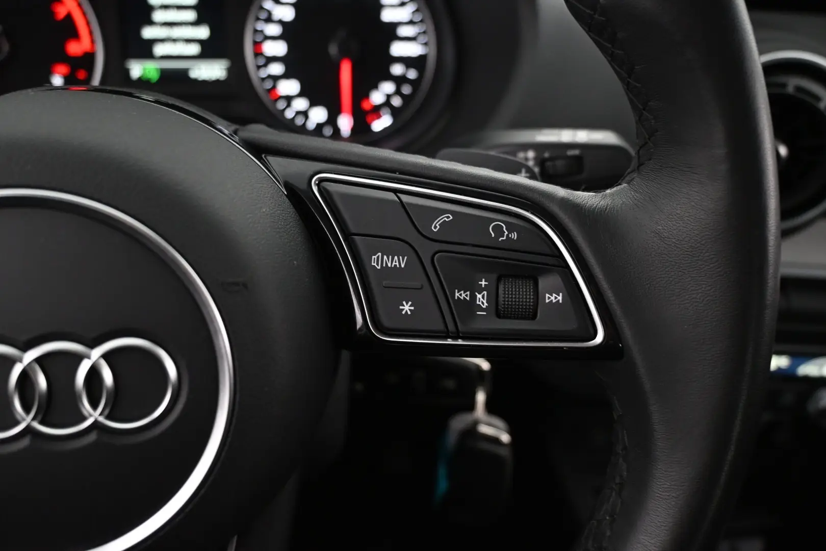 Car Image - 5ljiCTIgmVcbtMD5iWaY5e