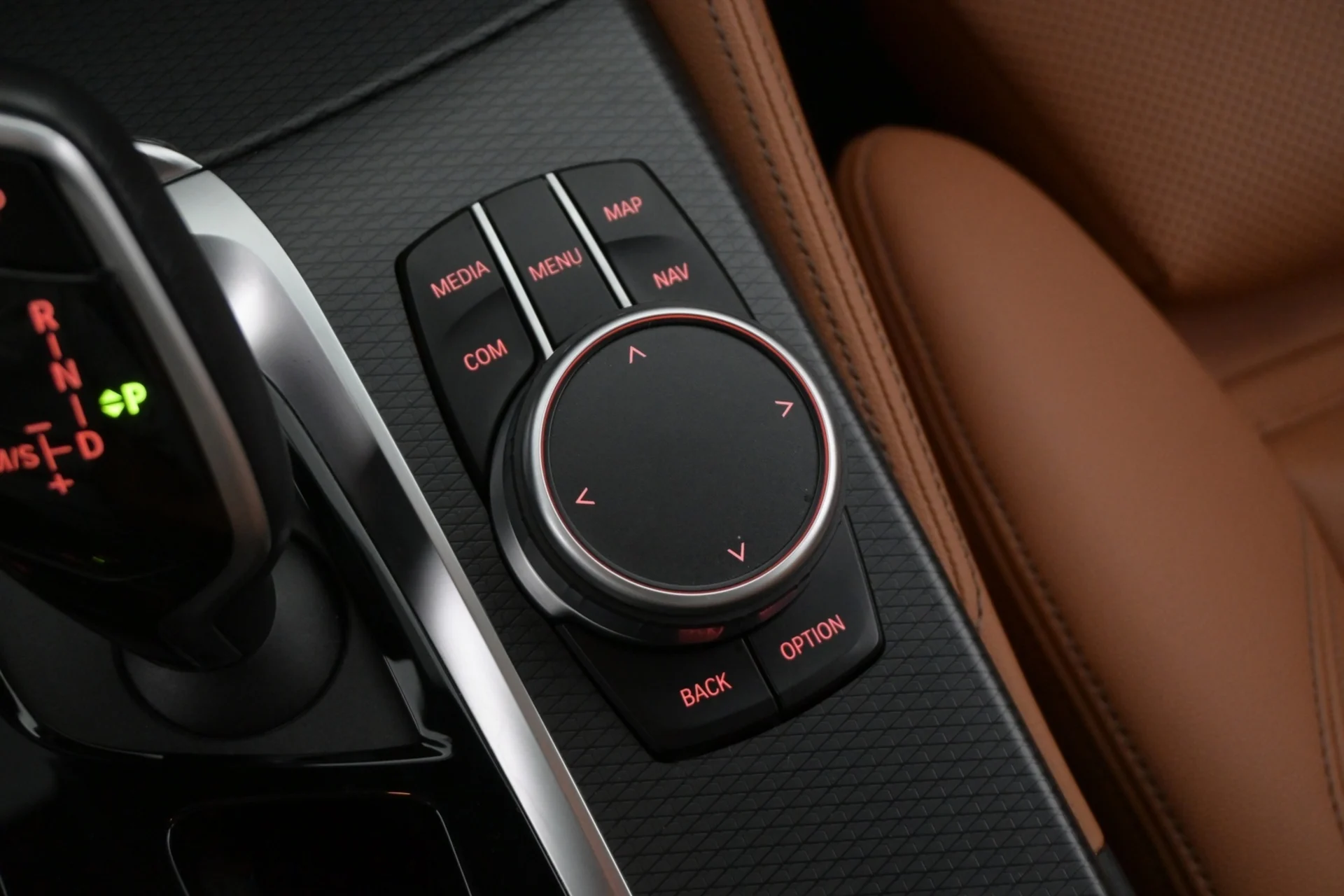 Car Image - 2c4qPDpQS1ZFwbSJcSV5q6