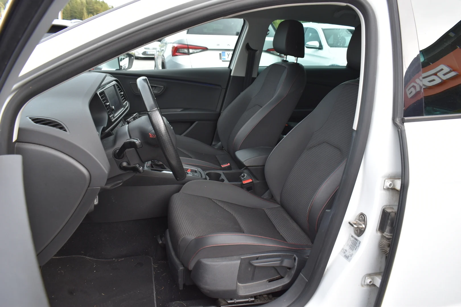 Car Image - 5ShQG9PqMTRIyASM3JAGIz