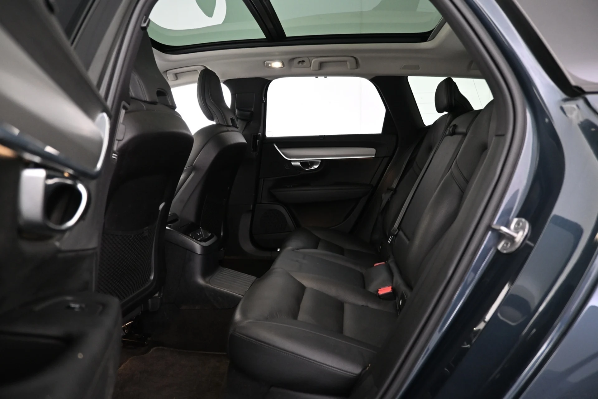 Car Image - 7F4bTxxIQGGBxNJvExgMyB