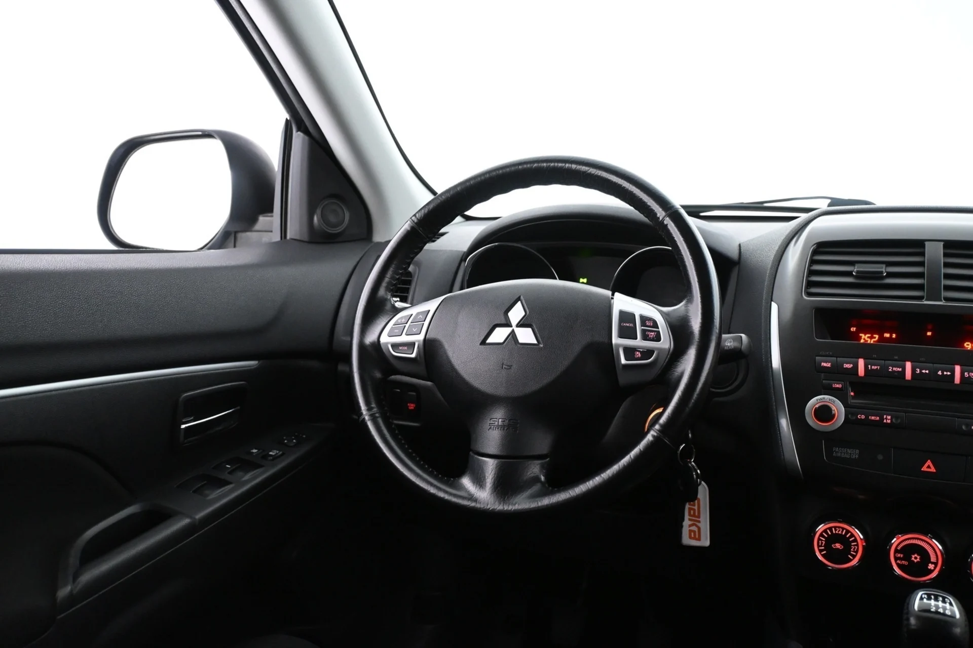 Car Image - 5JA4tuomamoD09FBQgOHwR