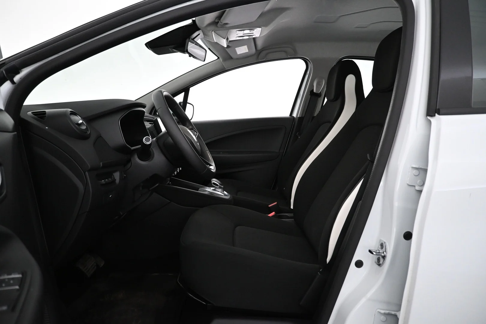 Car Image - 6Cf4auog0C8gOqLicbqN1T