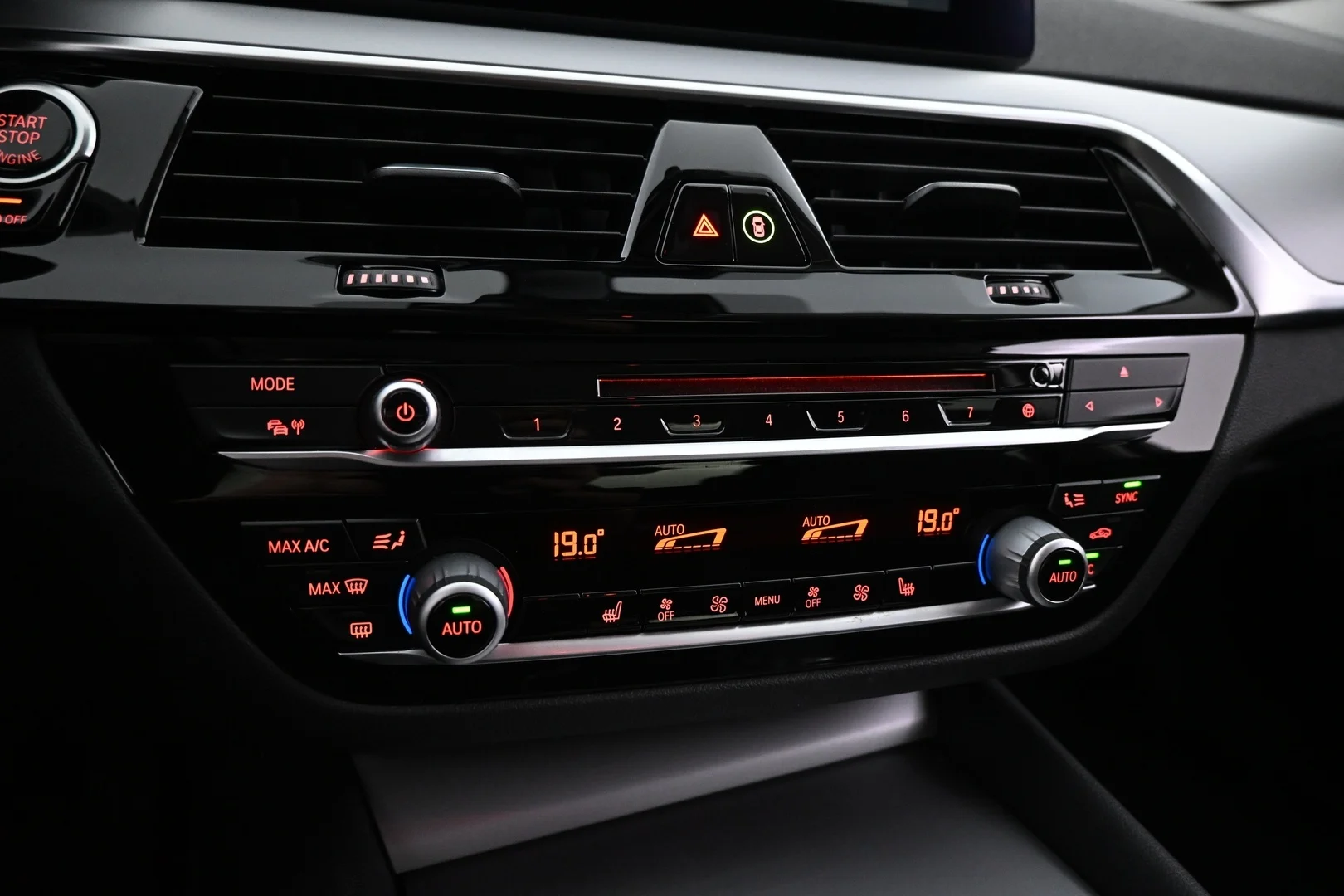 Car Image - 36982YQr3IPwN1lxjCUI5O