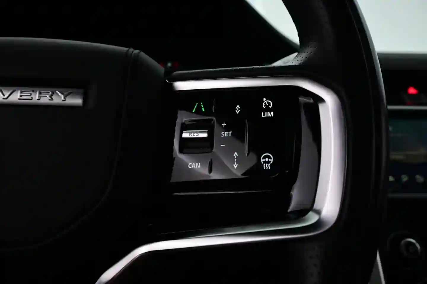 Car Image - 3HSpg8HLIiQh6kSnaHYRe7
