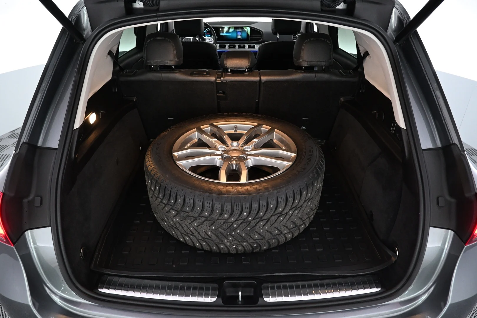 Car Image - 5vou8D39ZXgGYyjHpMGbuX