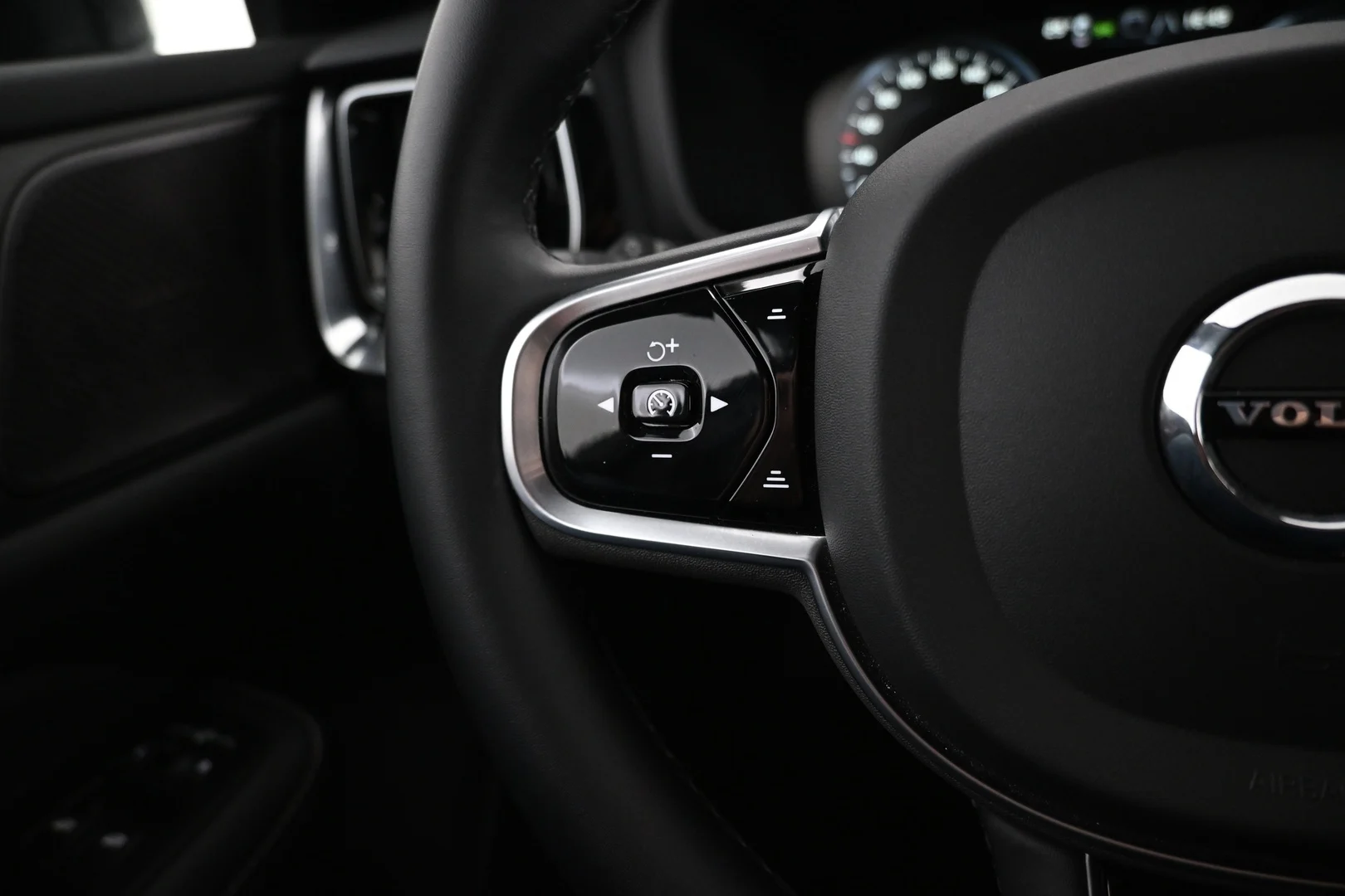 Car Image - 7LQbCFfRrgfF3mu5ebJBhX