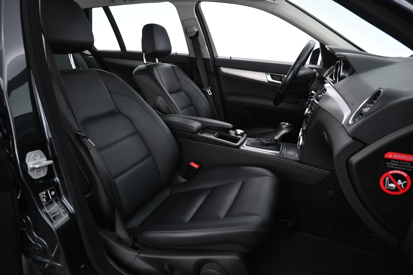 Car Image - 2pTcXg2g7hdNx2bXrj6iFW