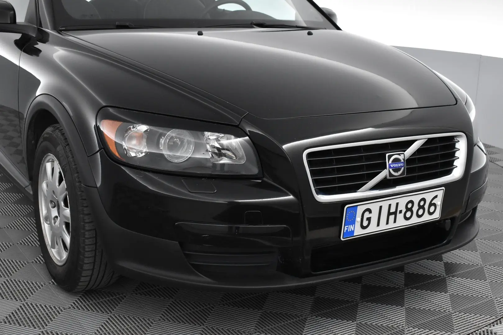 Car Image - 79ZMYmhG95RdWJI2LNxfYX