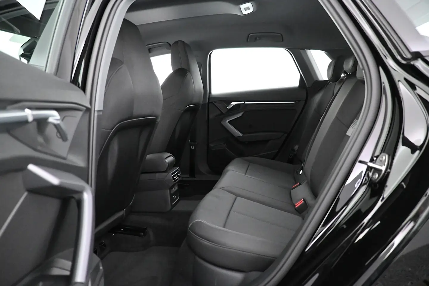 Car Image - 38OXdXxZ7E9tEEYfHtlX86