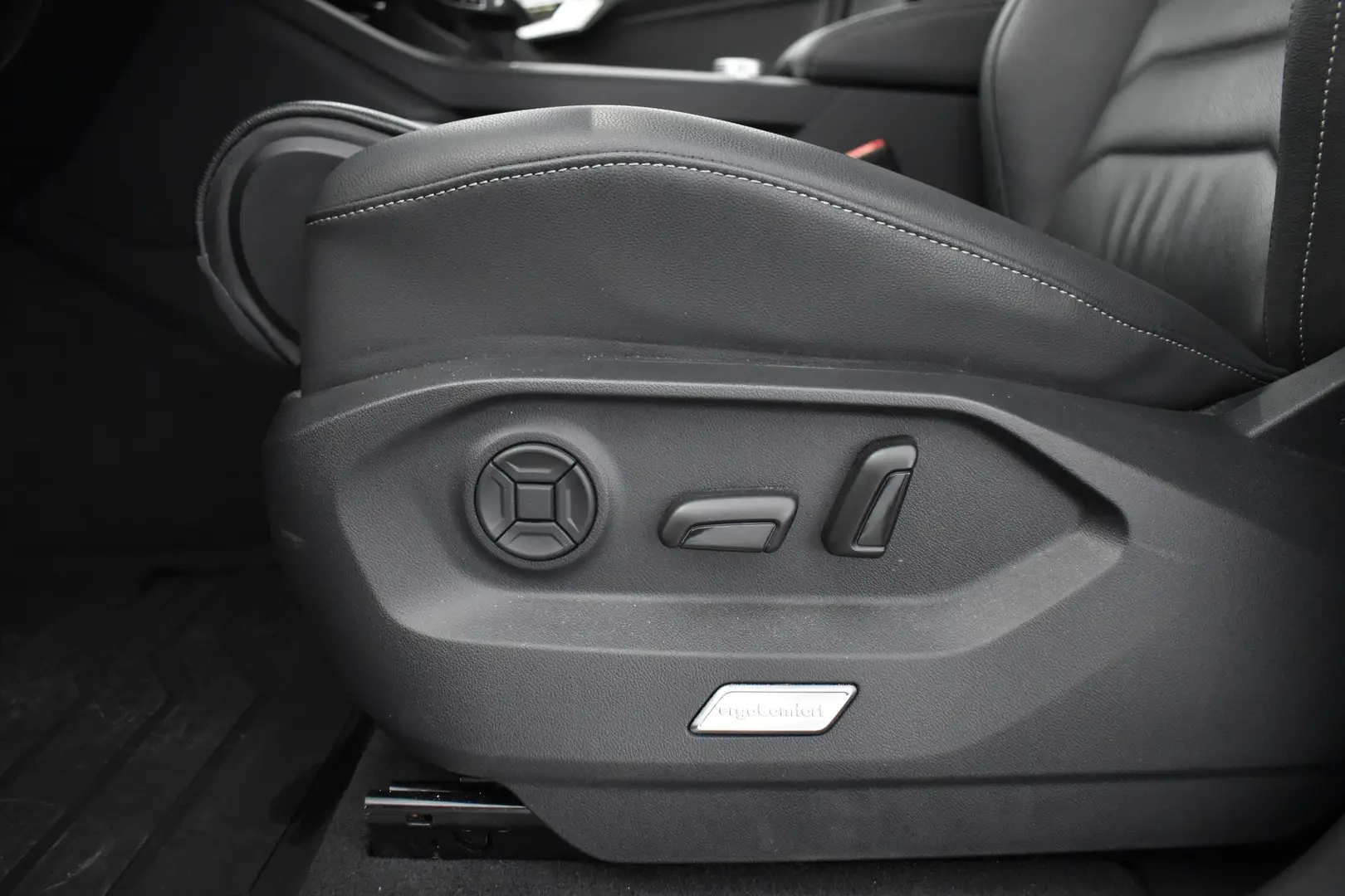 Car Image - 4FJYKhXq0bpqx6fcKmTmZw