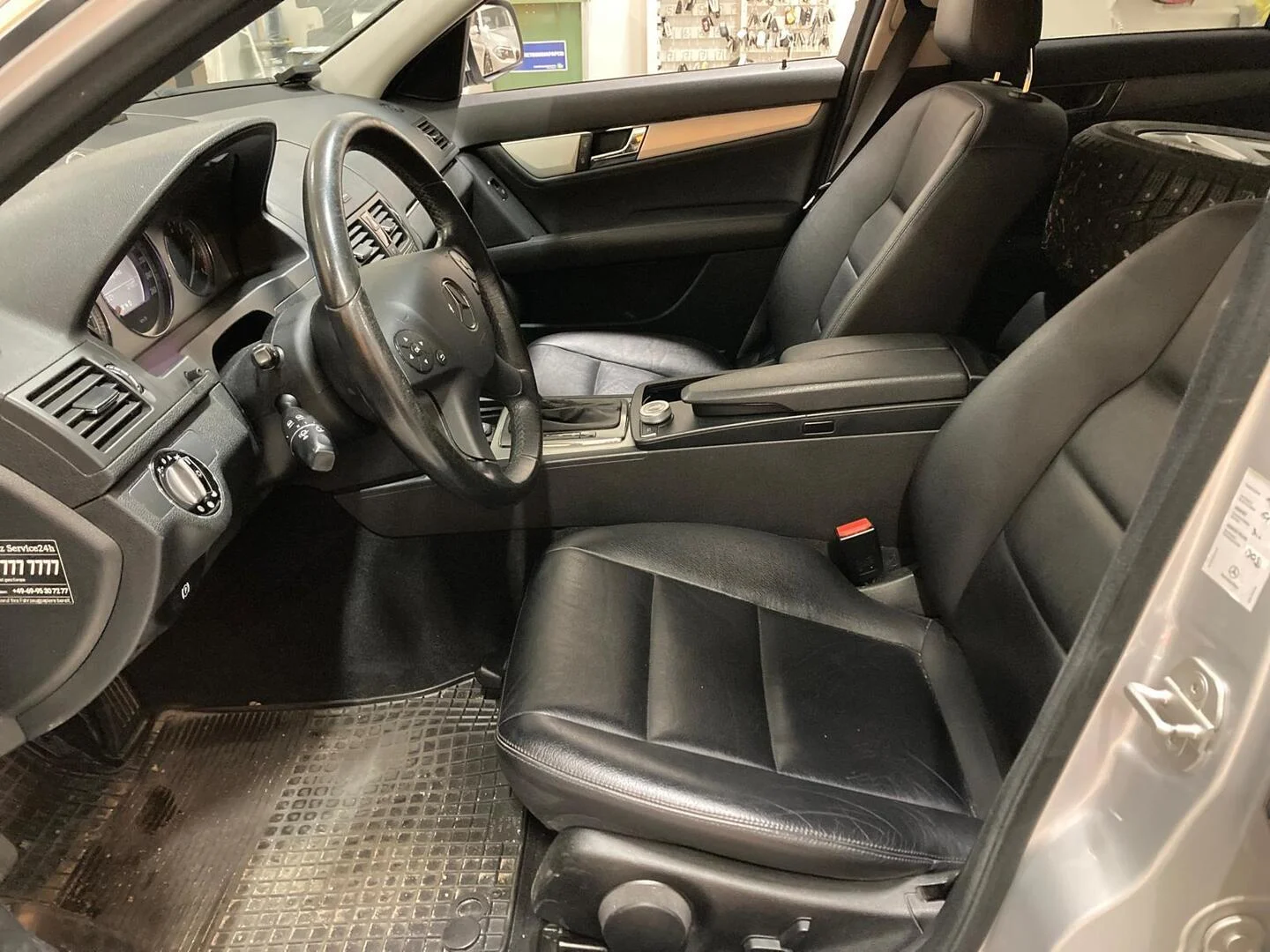 Car Image - 2Vpj3niJfKUG2vfX19wHNF