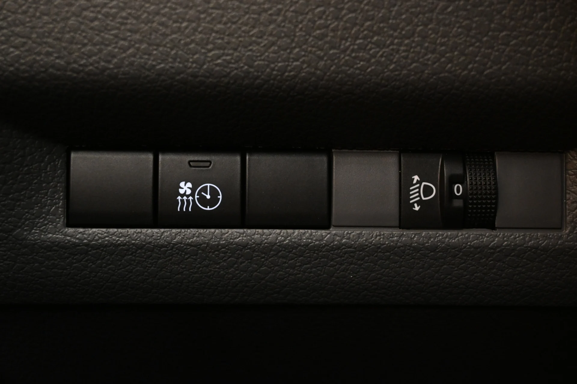 Car Image - 41THfo39spJPF8kKuFyWDr