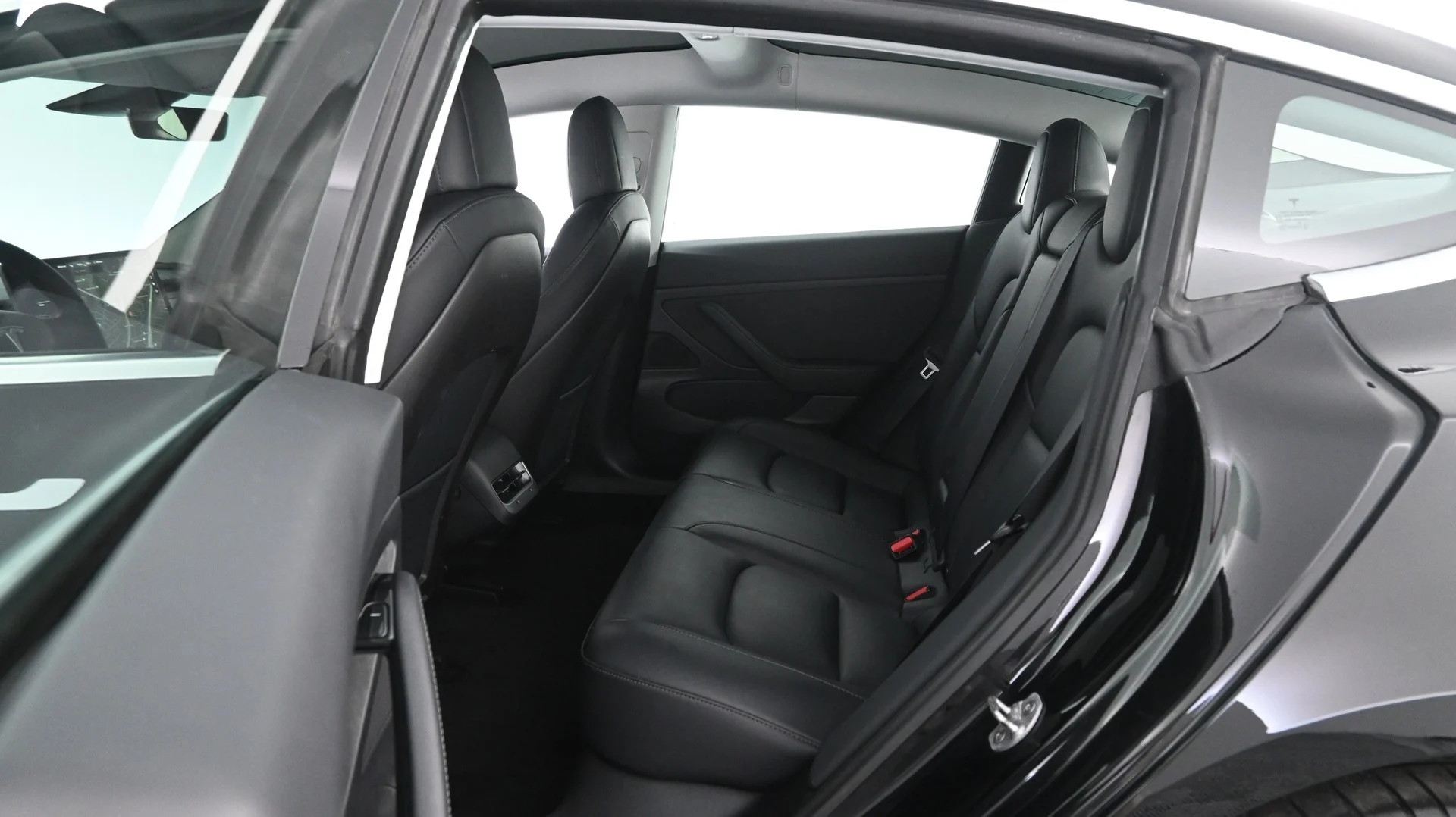Car Image - 1OcCePq4DLmOpy40AmzFoG