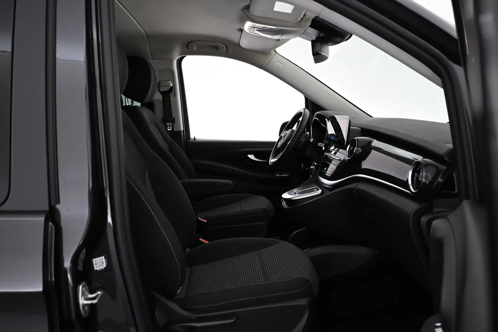 Car Image - 2wG2QD1PQkFrjMiN9UdJkV