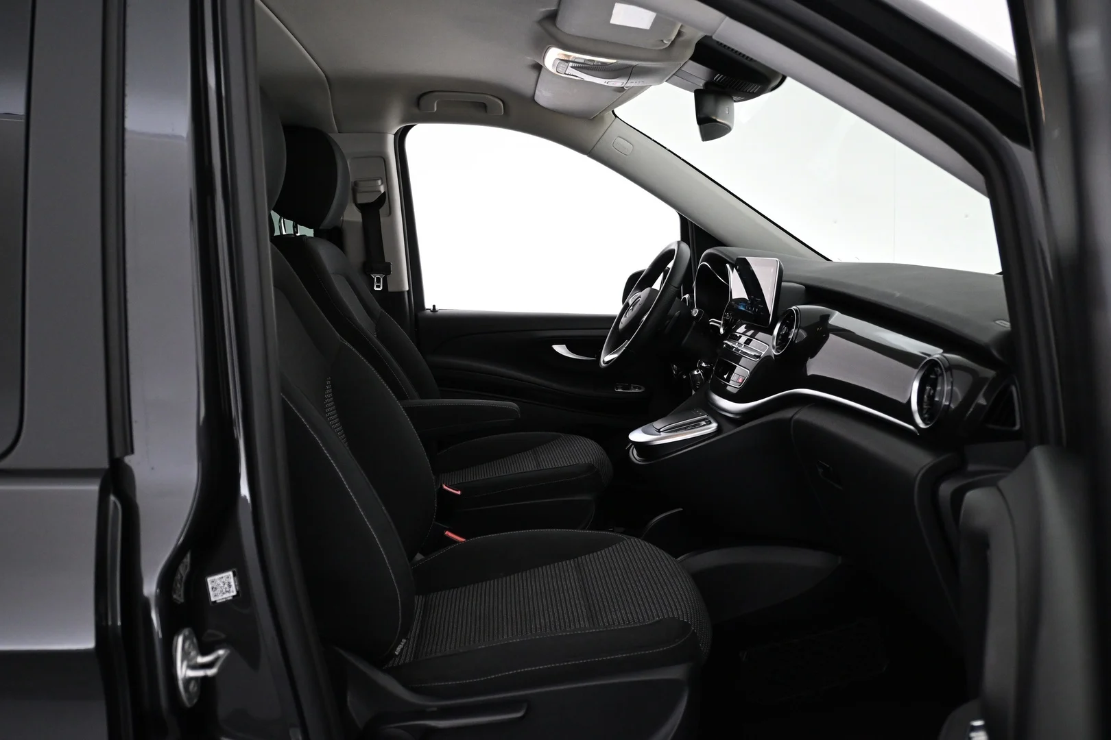 Car Image - 2wG2QD1PQkFrjMiN9UdJkV
