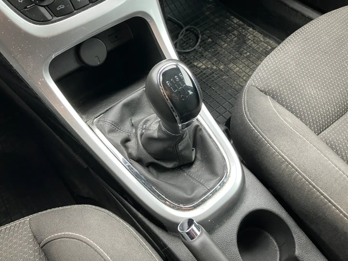 Car Image - 6qKJJzorwlscsbJwx5TNR6