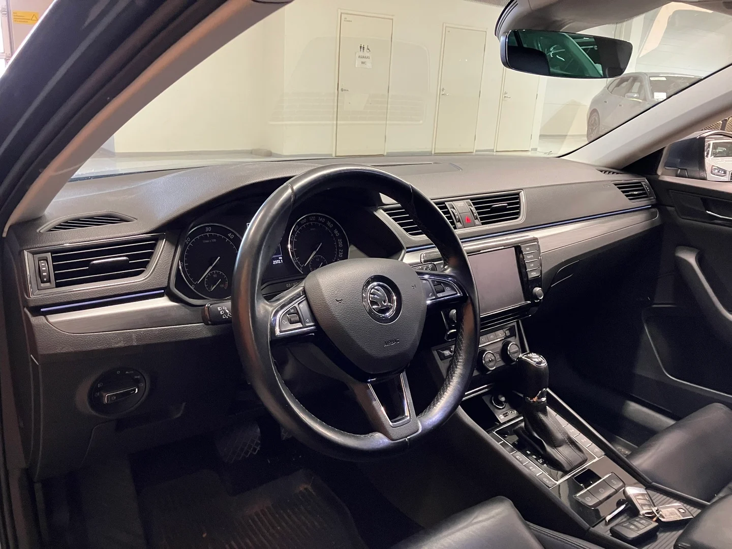 Car Image - xh0X1cJVC1wIfPbObPSBX