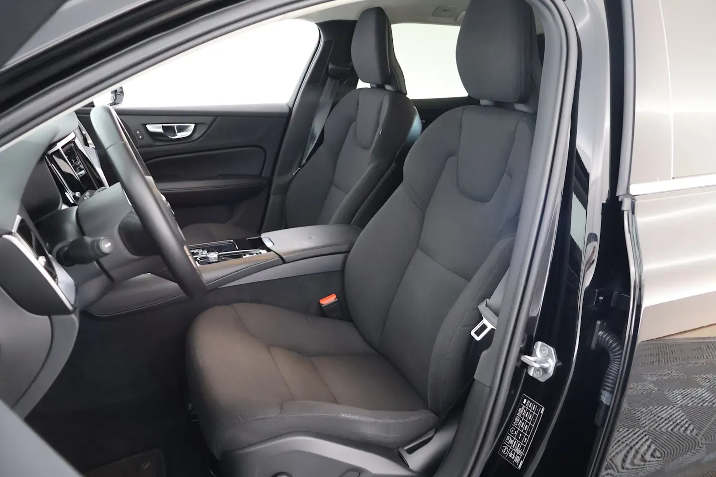 Car Image - 15hmdbm0guGGTWv96GkkPo