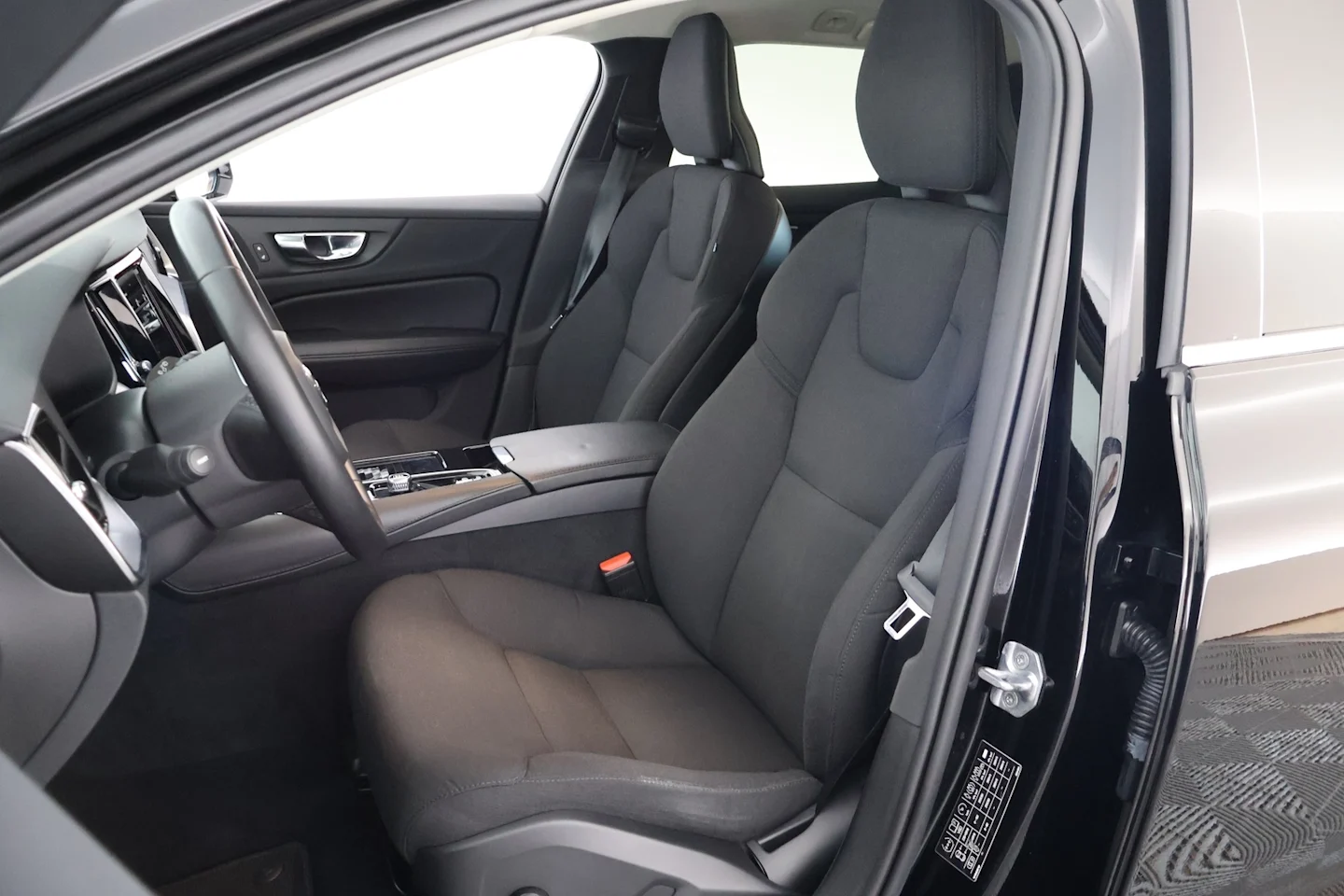 Car Image - 15hmdbm0guGGTWv96GkkPo
